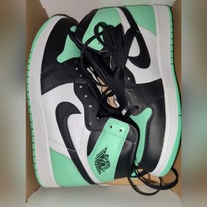 Air Jordan Retro 1 High OG Casual Shoes